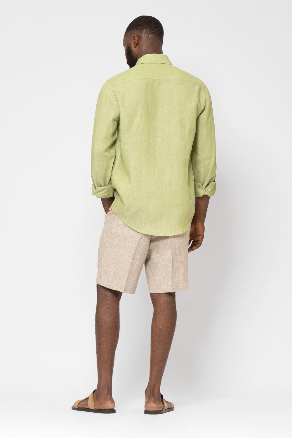 BUTTON-DOWN COLLAR LINEN SHIRT
