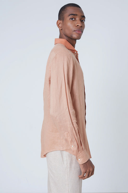 CUTAWAY COLLAR SHIRT
