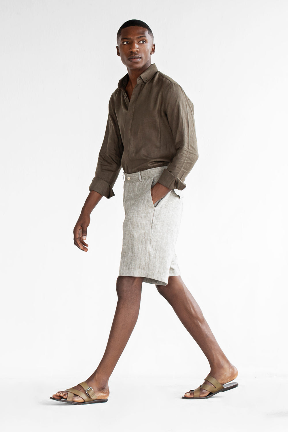 TAILORED LINEN SHORTS