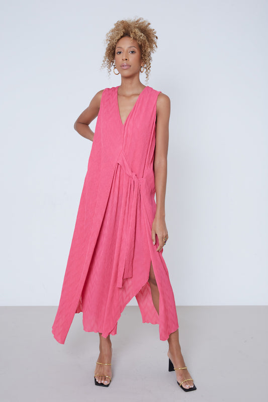 TEXTURED TIE WAIST DRESS