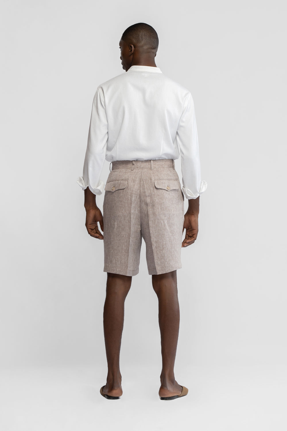 TAILORED LINEN SHORTS