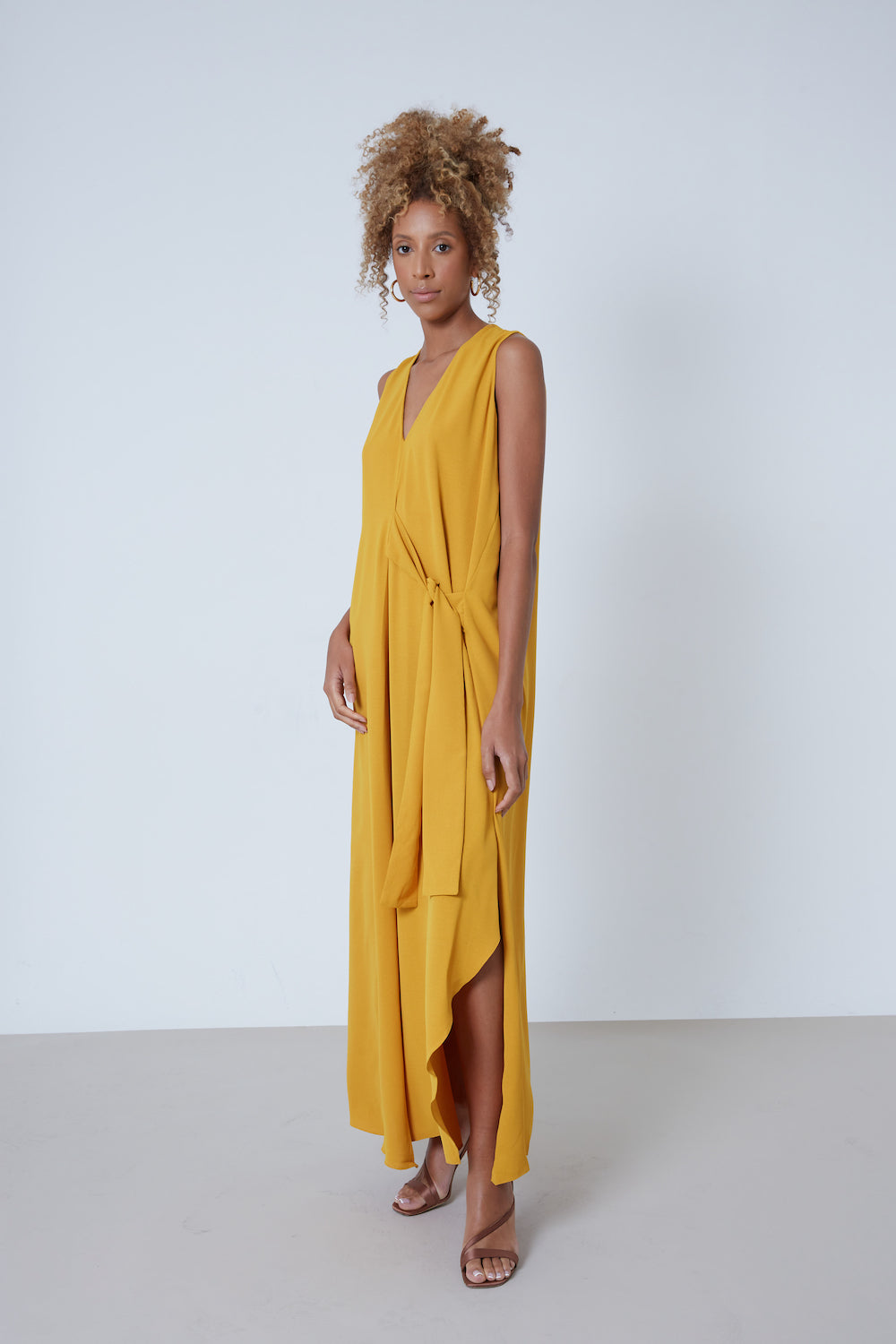 TIE WAIST MAXI DRESS
