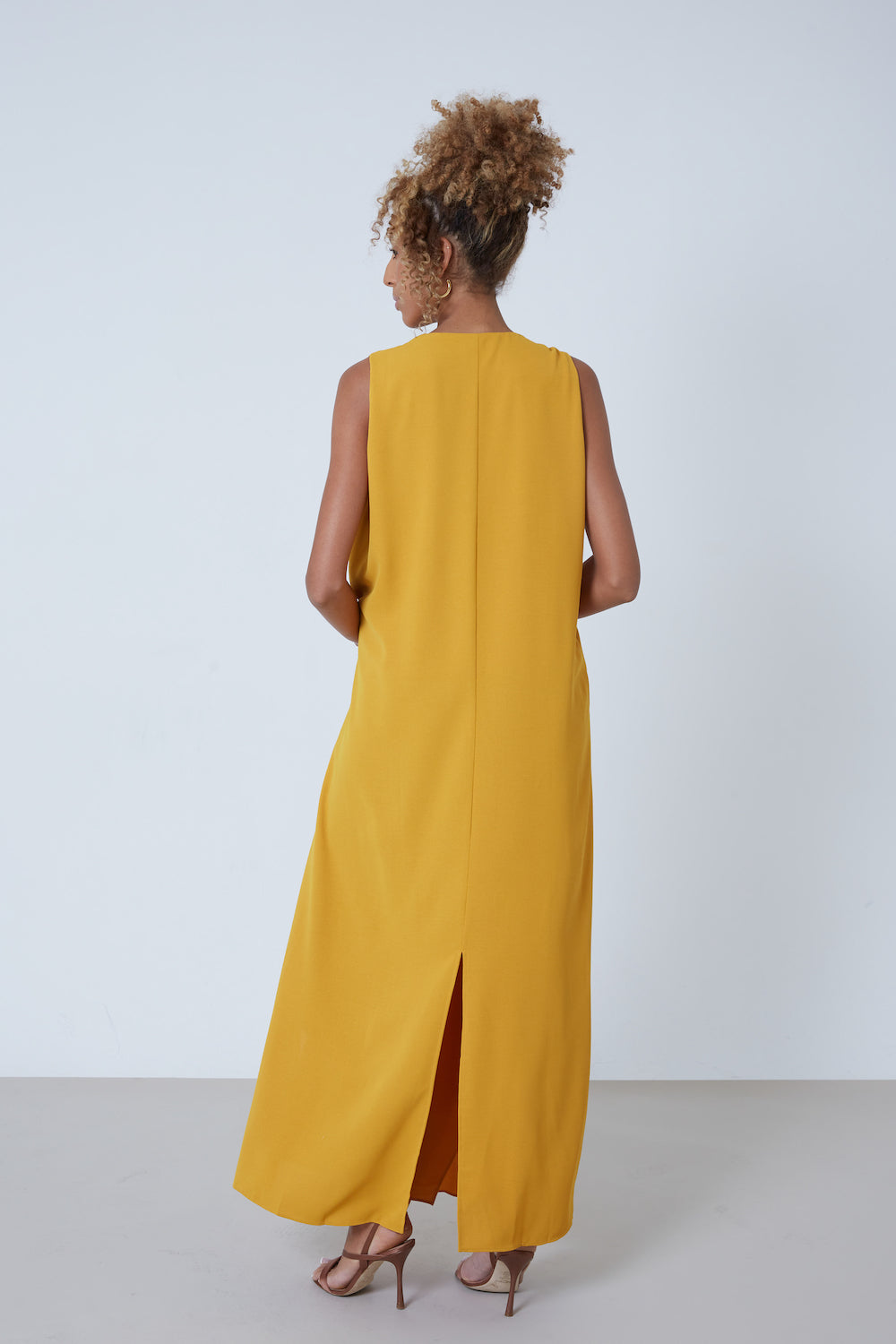 TIE WAIST MAXI DRESS